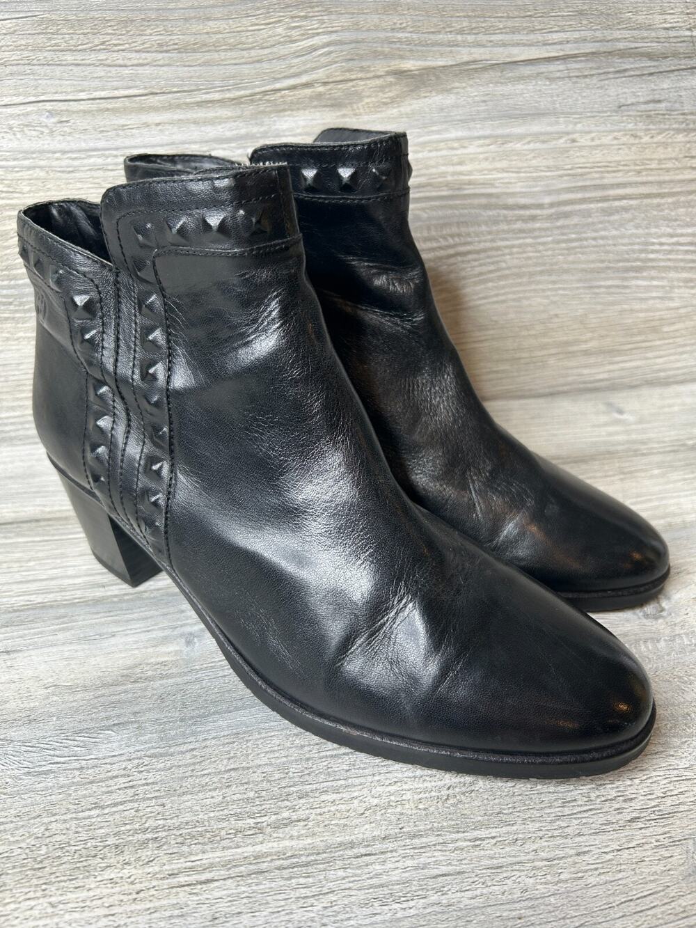 NWOT Gerry Weber Ankle Boots 39 Black Leather Covered Studs Side Zip Block Heel